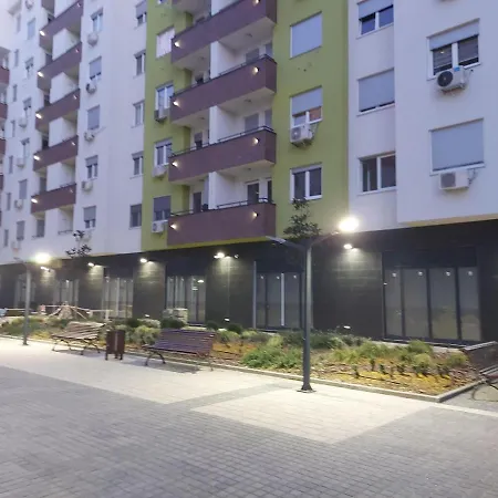 Center Firefly Gardens * Novi Sad