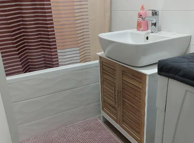 Apartman Center Firefly Gardens Parking On Request *